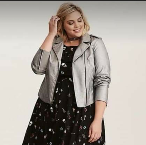 TORRID Silvrr Moto Jacket - Picture 1 of 3